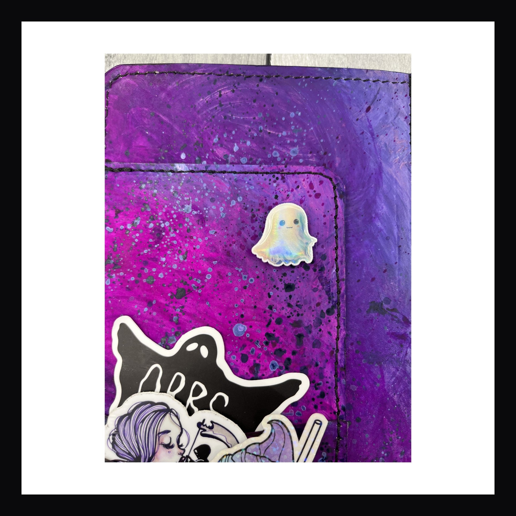 Holographic Ghost Magnet